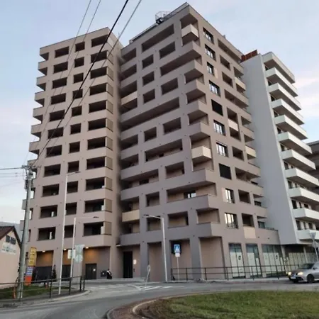Apartment Alfa With Free Garage Parking