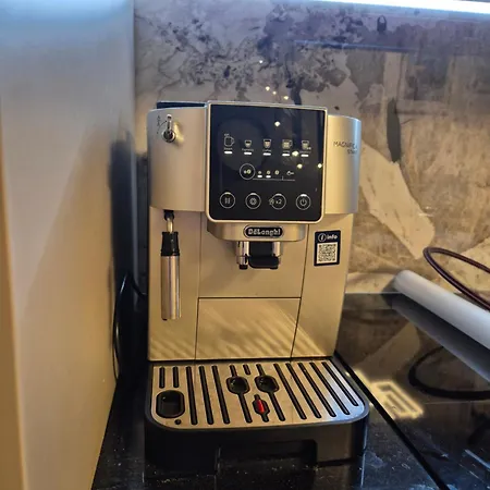 Alfa Free Garage Parking Ac Near Center Apartman Kassa