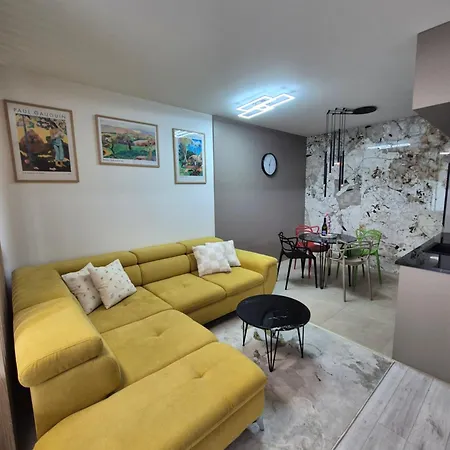 Alfa Free Garage Parking Ac Near Center