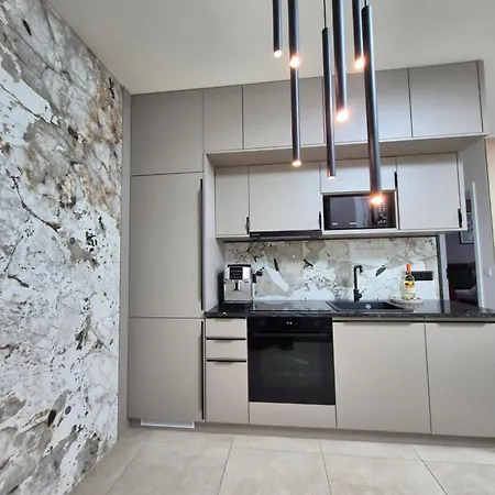 Alfa Free Garage Parking Ac Near Center