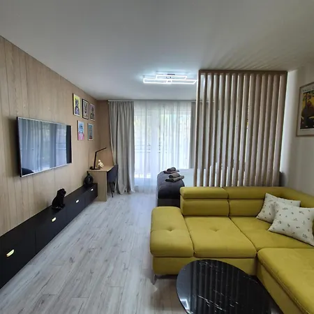 Alfa Free Garage Parking Ac Near Center Lägenhet