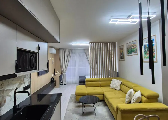 Alfa Free Garage Parking Ac Near Center Apartment *