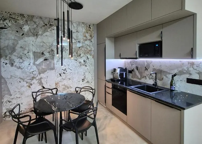 Apartment Alfa Free Garage Parking Ac Near Center Kosice